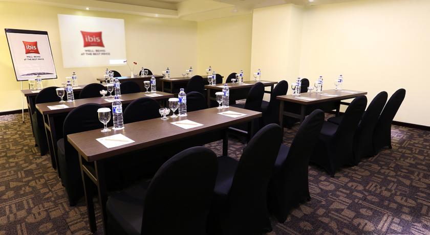 Hotel Ibis Malioboro Yogyakarta Exterior foto